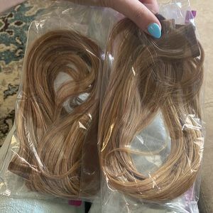 21” Tape in Hair Extensions- 👧 honey bronde